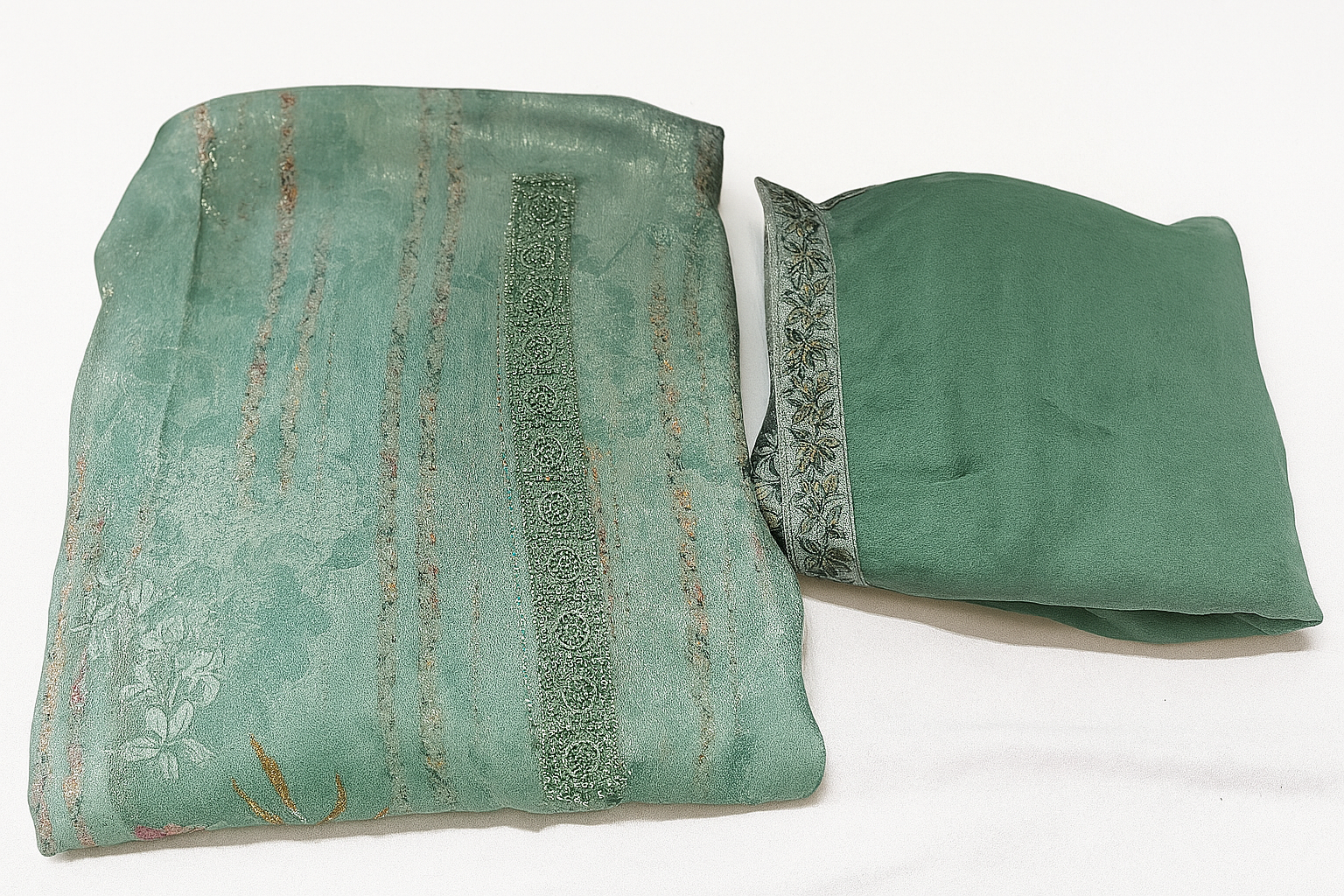 Premium Crap Style Unstitched Green Suit Material Set